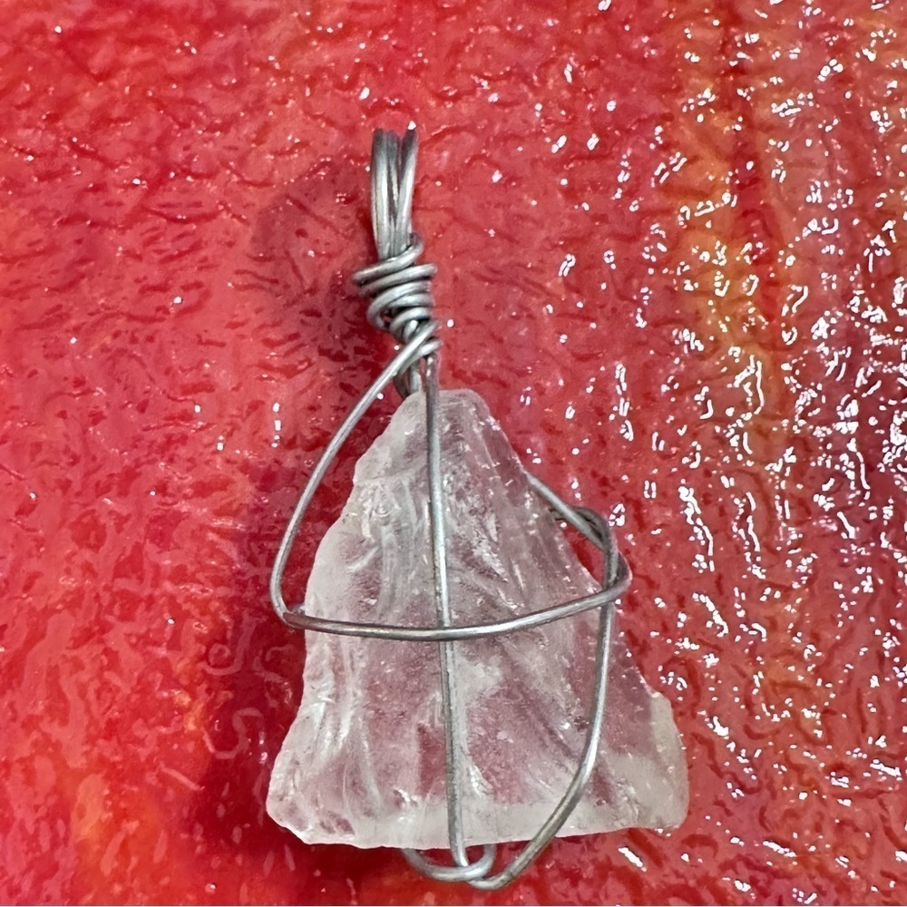 RUBYRUDI Artisan Beach Glass Pendant Wire Wrapped Handmade Art To Wear 3035 P